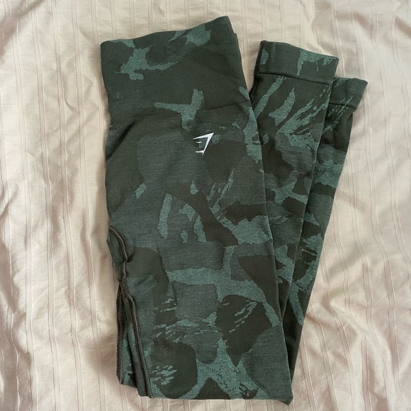 Gymshark Green Adapt Camo Leggings - Picture 1 of 3